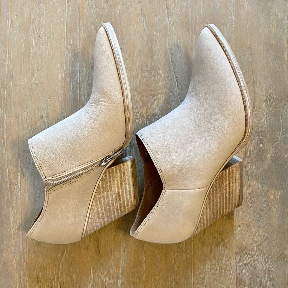 Booties - Never worn!! - Picture 2 of 3